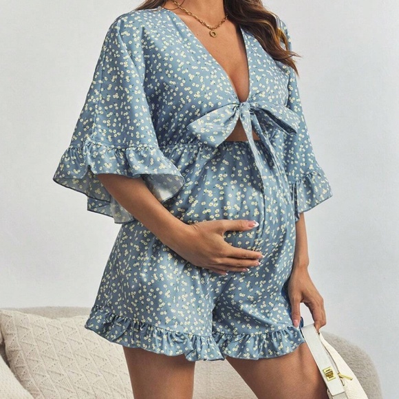 Boho Floral Print Tie Front Ruffle Hem Short Sleeve Romper - Picture 7 of 10